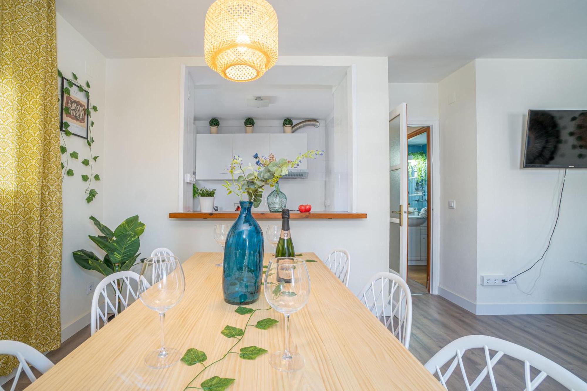 Est1-Spaciouss Appartment In The Beach, Bbq, Downtonwn, Parking, Fast Wifi Fibre Roses Extérieur photo