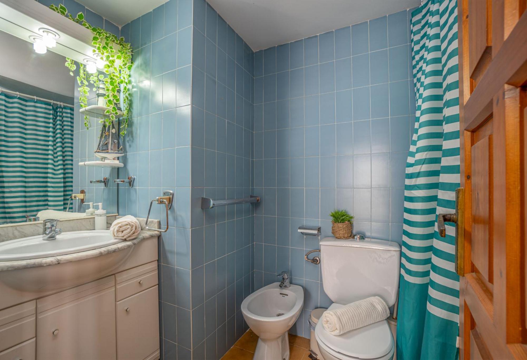 Est1-Spaciouss Appartment In The Beach, Bbq, Downtonwn, Parking, Fast Wifi Fibre Roses Extérieur photo