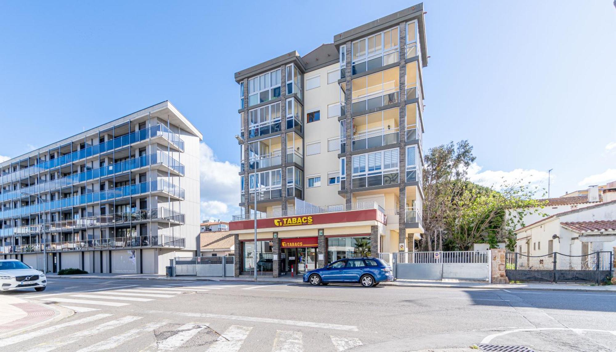 Est1-Spaciouss Appartment In The Beach, Bbq, Downtonwn, Parking, Fast Wifi Fibre Roses Extérieur photo